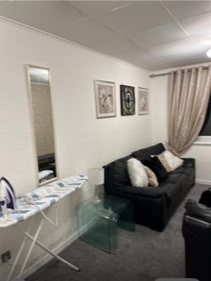 2 Bed Flat, Brierfield Terrace, AB16 - Photo 1