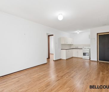 Light-Filled Living in Riverside Como - Photo 2