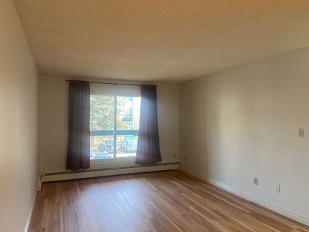 #214 2624 Mill Woods Road East - Photo 3