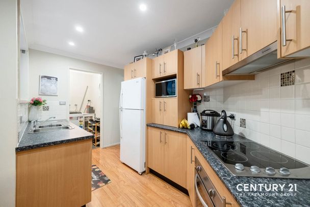Apply Now - Century 21 &vert; the Paramount Group - Photo 1