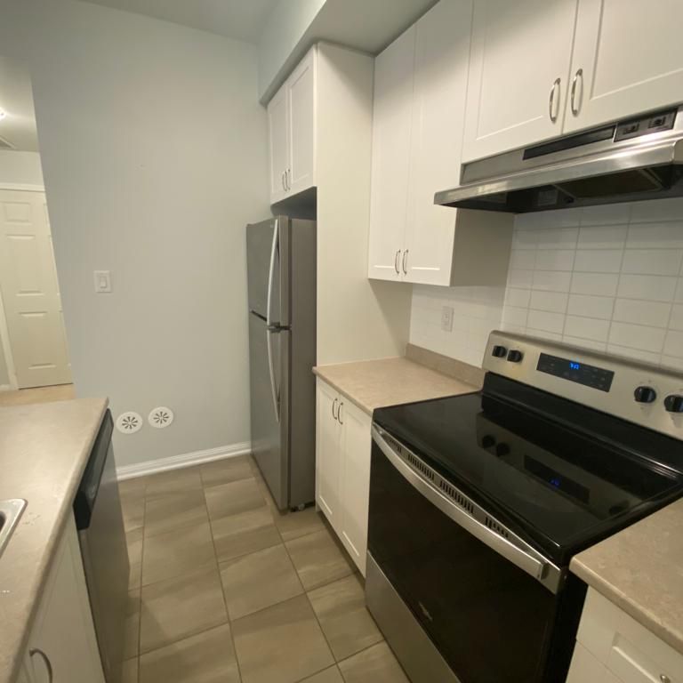 For Lease - 250 Sunny Meadow Boulevard Unit# 110, Brampton, Ontario - Photo 1