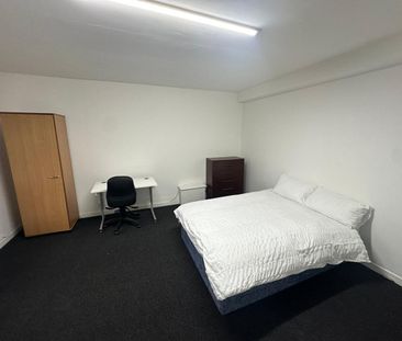 Room in a Shared House, Holbrook Lane, CV6 - Photo 3