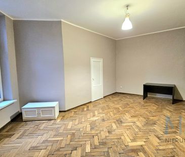 przestonne mieszkanie w starej kamienicy, ul. sarego - Photo 5