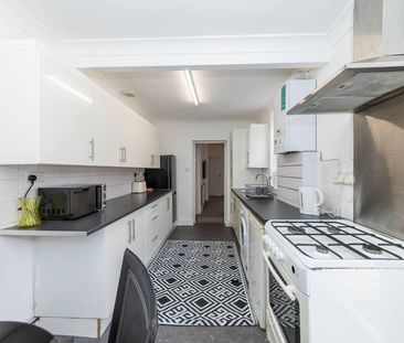 Grange Avenue - Photo 1