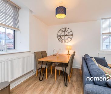 2 bedroom flat to rent - Photo 4