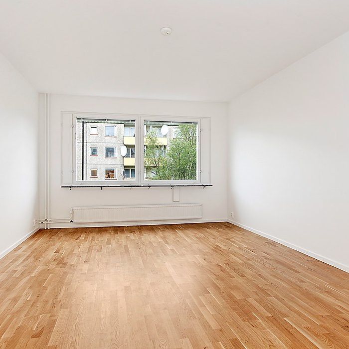 Risingeplan 5, Tensta - Foto 1