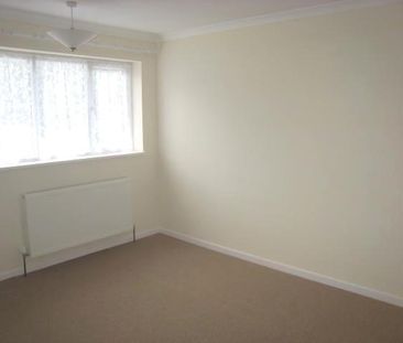 Millside, Hales, NORWICH - Photo 2