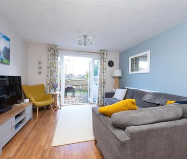 2 bedroom end of terrace house to rent - Photo 1