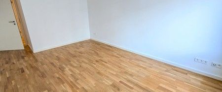 Ab sofort: Tolle 2-Zimmer-Wohnung mit modernem Bad und Einbauküche - Photo 1