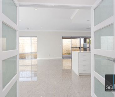 19 Stitfold Promenade, Salter Point - Photo 4