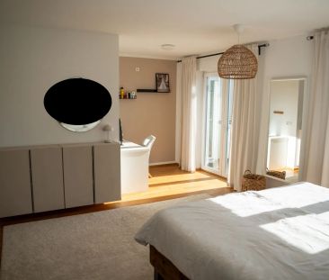 Hochwertige Doppelhaushälfte mit Garten, Garage & Einbauküche - Photo 6