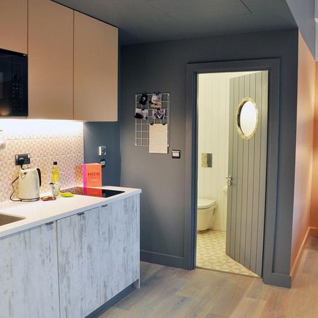 1 bedroom serviced apartment to rent - Photo 3