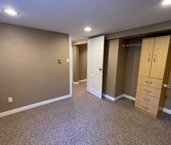 2 Bdrm lower suite - Photo 1