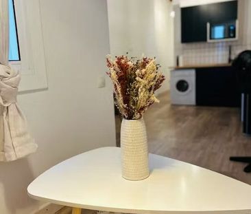 Carrer dels Assaonadors, Barcelona, Catalonia 08003 - Photo 1