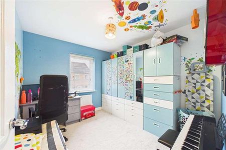 Jaguar Lane, Bracknell, Berkshire, RG12 - Photo 3