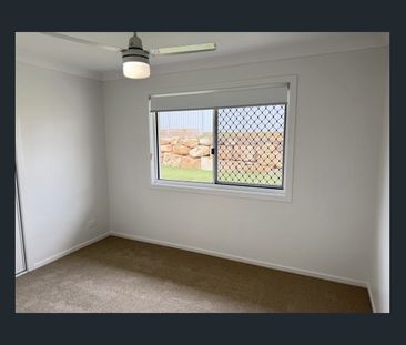 Brand New Executive Living in Sought-After Nikenbah - Photo 3