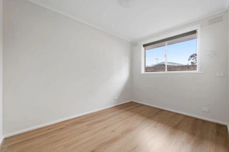 The Perfect Blend of Comfort, Style and Location - Photo 2