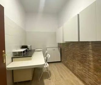 Travessera de Dalt, Barcelona, Catalonia 08024 - Photo 5