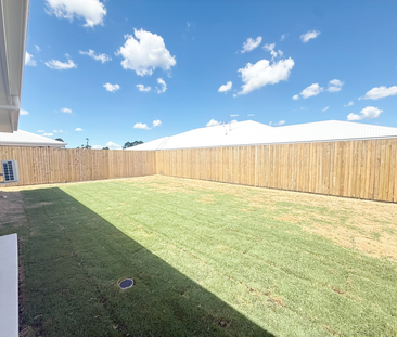 1 Kashmir Cct, Greenbank QLD 4124 - House For Rent | Domain - Photo 2
