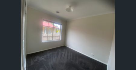FOR LEASE - Photo 3