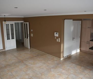 Appartement te huur - Photo 2