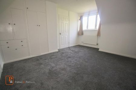 3 bedroom detached house to rent - Photo 3