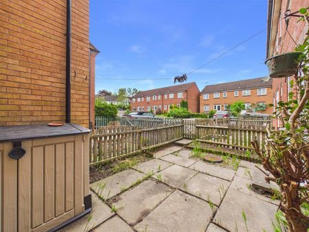 1 bedroom maisonette to rent - Photo 4