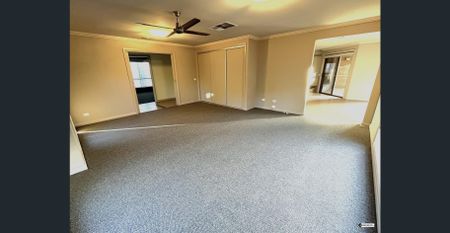 4 Bedroom Home plus Study - Photo 4