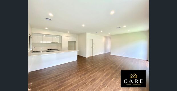 Contemporary living, convenience, and lifestyle. - Photo 1