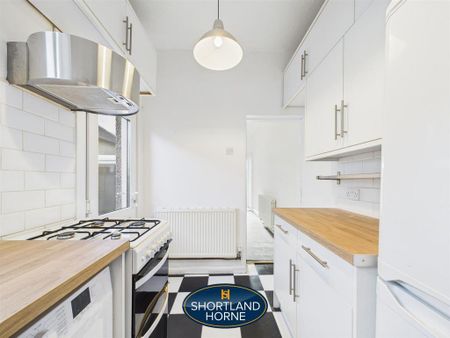 2 bedroom terraced house to rent - Photo 3