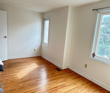 For Lease - 152 Observatory Lane, Richmond Hill, Ontario - Photo 6