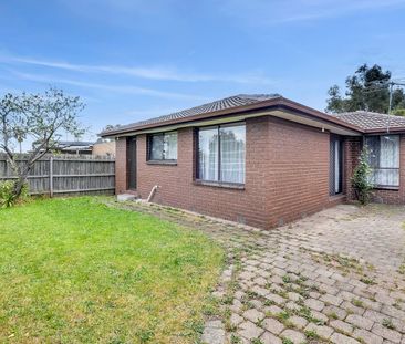 49 Freeman Crescent, Mill Park VIC 3082 - Photo 3