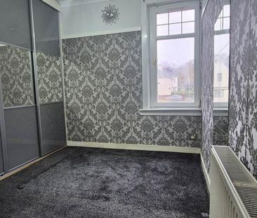 4 bedroom terraced house to rent - Photo 3