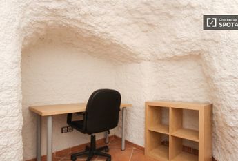 granada, Andalusia 18010