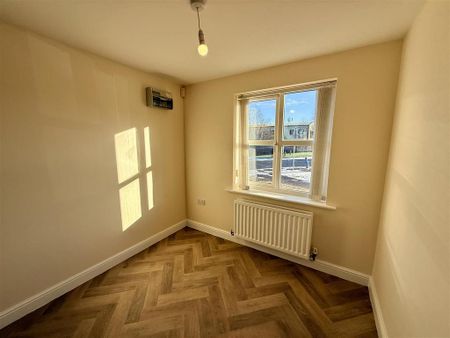 3 bedroom detached house to rent - Photo 5