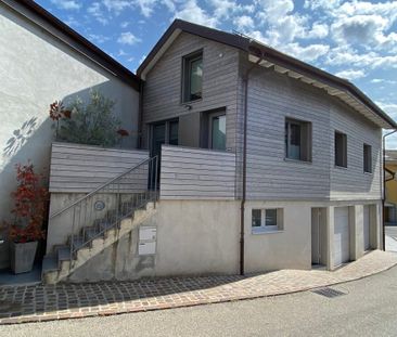 Au coeur de la ville de Rolle, spacieux duplex de standing - Photo 4