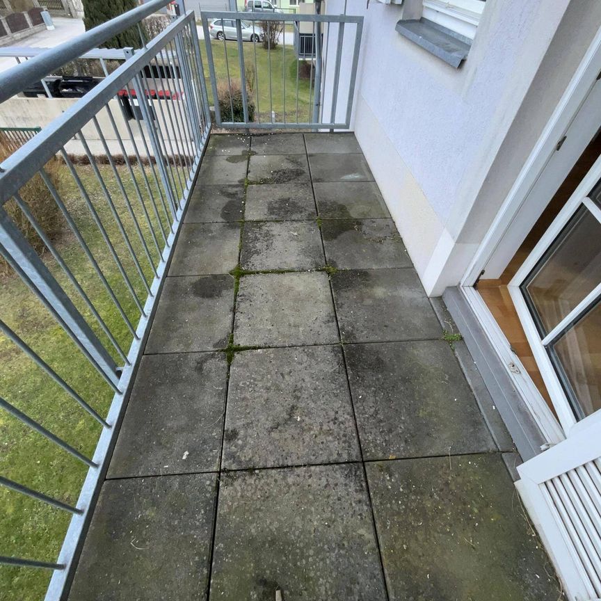 Komfortable 2-Zimmer-Wohnung mit Balkon und Kellerabteil! - Foto 1
