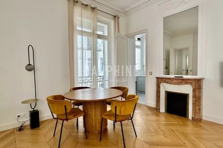 Appartement à louer à Paris 1Er - Photo 3