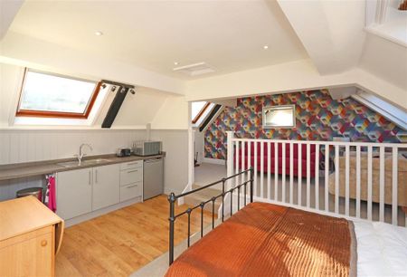 Studio to rent - Photo 5