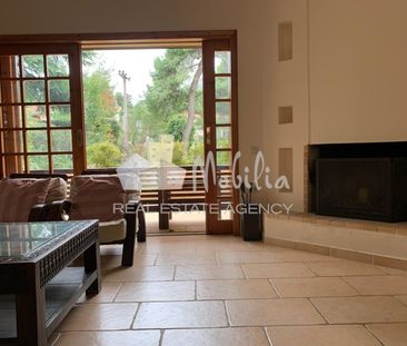 Detached House for rent - Photo 1