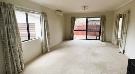 Cosy single level home - Photo 2