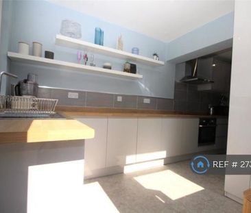 3 bedroom terraced house to rent - Photo 2