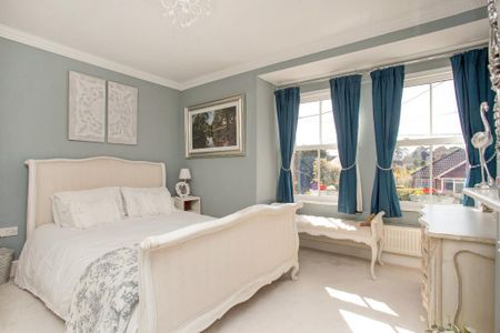 3 bedroom semi-detached house to rent - Photo 5