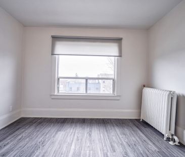 For Lease - 1074 St Clair Avenue Unit# 3, Toronto, Ontario - Photo 6