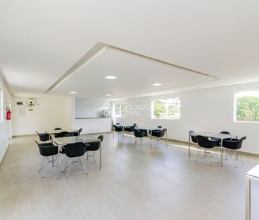 Apartamento com 2 quartos e 45m² para alugar em Jardim Itu, Porto A... - Photo 1