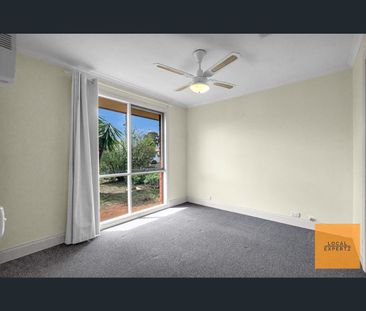13 Neerim Street, Melton South, Vic 3338 - Photo 5