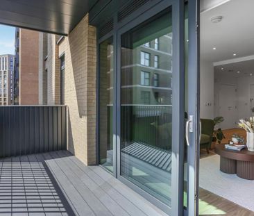 2 bedroom flat to rent - Photo 2