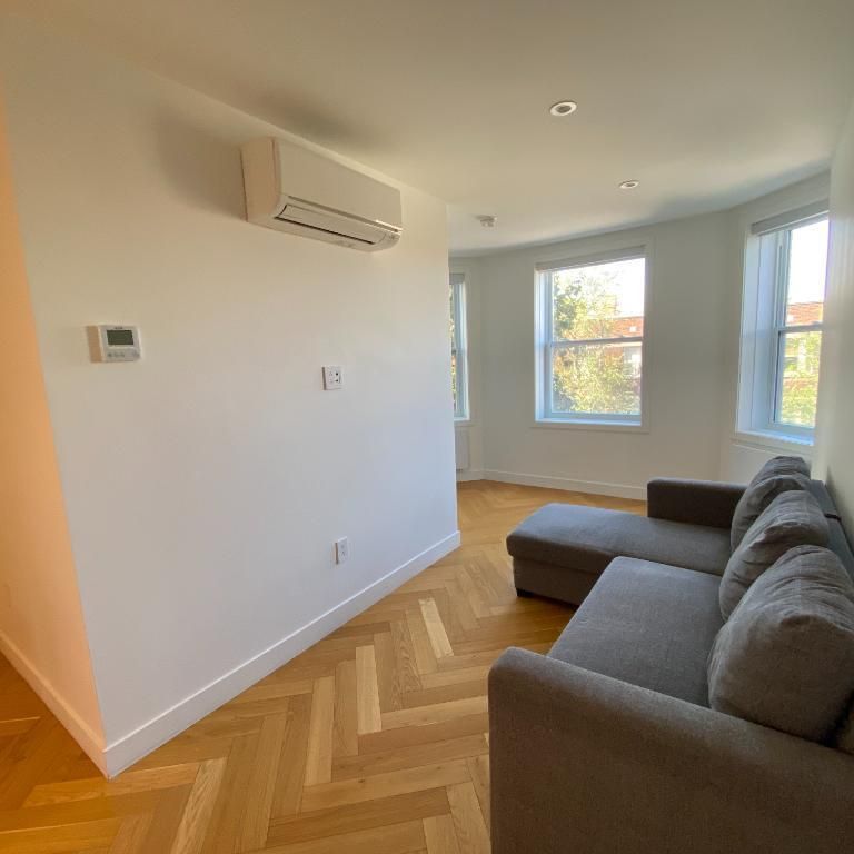 URGENT - Cession de bail - 3 1/2 - Outremont / Mile end - Photo 1