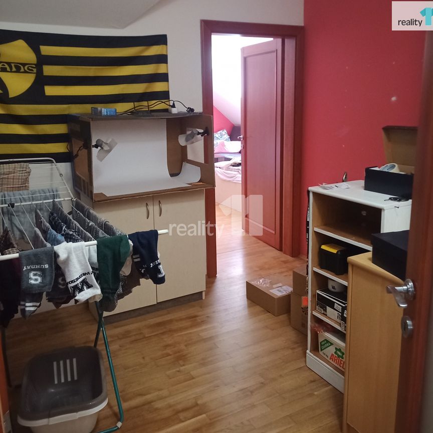 Pronájem bytu 4+kk 110 m², Hejnice - Photo 1