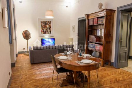 Trilocale via Cesare Battisti, Centro Storico, Bologna - Photo 2